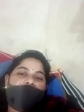 Snapshot of JULEE-740 chatting on October 2025 02:45:01 AM JULEE-740 online show from October 2025 02:45:01 AM