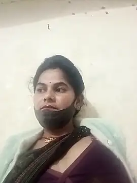 Snapshot of JULEE-740 chatting on December 2025 12:15:02 PM JULEE-740 online show from December 2025 12:15:02 PM