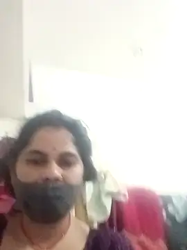 Snapshot of JULEE-740 chatting on November 2025 02:49:02 AM JULEE-740 online show from November 2025 02:49:02 AM