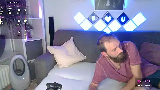 XBellaXundXUweX online show from November 2025 07:29:02 PM