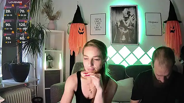 XBellaXundXUweX online show from October 2025 08:49:02 AM
