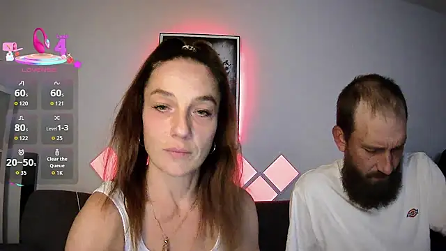 XBellaXundXUweX online show from September 2025 07:58:02 PM