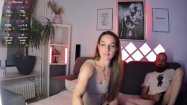 XBellaXundXUweX online show from September 2025 06:36:01 PM