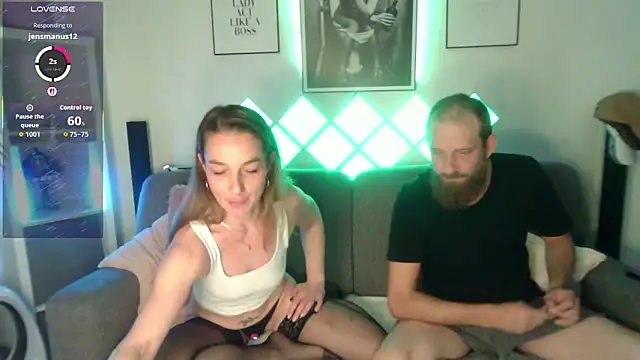 XBellaXundXUweX online show from November 2025 09:35:02 AM