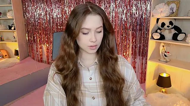 ArielSykes online show from April 2026 06:33:02 PM