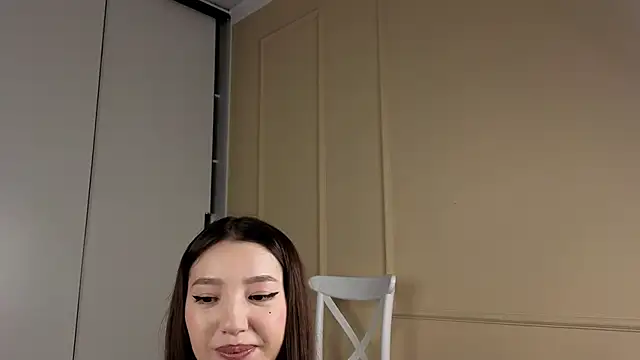 yayongg online show from October 2025 01:26:02 PM