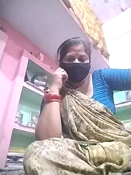 Rajnee33A online show from April 2026 12:11:02 AM