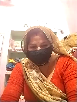 Rajnee33A online show from April 2026 04:54:02 PM