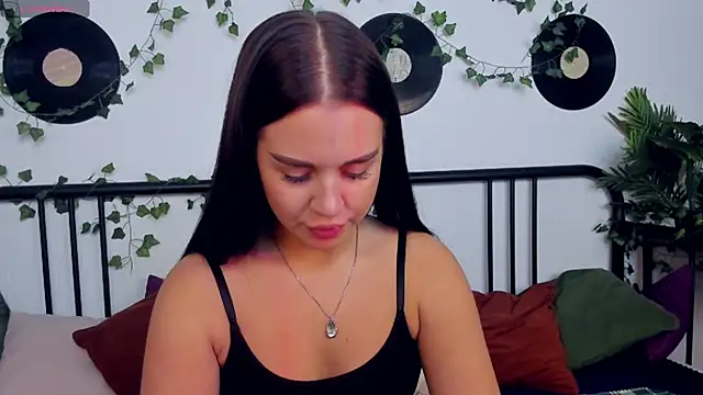 AmeliaRoyale online show from September 2025 03:18:01 AM