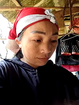 lucybaby00 online show from December 2025 04:12:02 AM