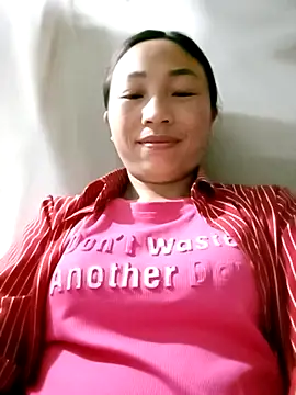 lucybaby00 online show from March 2026 10:46:01 PM