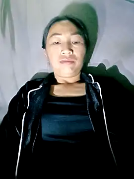 lucybaby00 online show from May 2026 10:24:01 PM