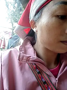 lucybaby00 online show from November 2025 09:53:01 AM