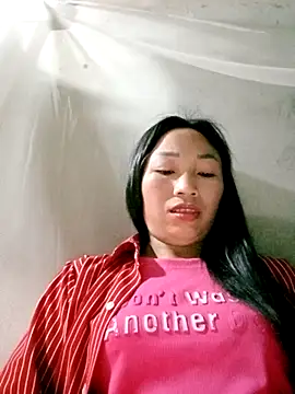 lucybaby00 online show from March 2026 11:01:02 PM