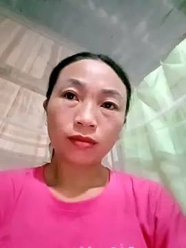 Snapshot of lucybaby00 chatting on October 2025 07:22:01 PM lucybaby00 online show from October 2025 07:22:01 PM