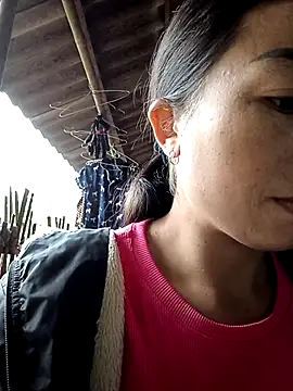 lucybaby00 online show from November 2025 01:45:01 AM