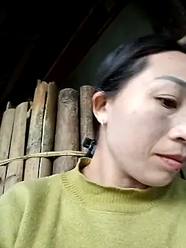 lucybaby00 online show from February 2026 10:44:02 AM