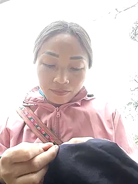 lucybaby00 online show from February 2026 03:15:01 AM