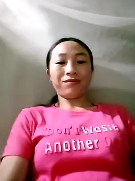 lucybaby00 online show from November 2025 06:56:01 PM