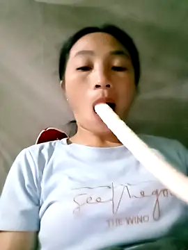 lucybaby00 online show from October 2025 10:43:01 PM