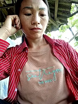 lucybaby00 online show from May 2026 02:53:01 AM