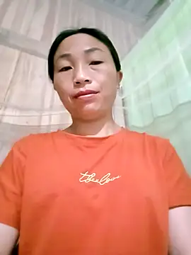 lucybaby00 online show from March 2026 11:29:01 PM