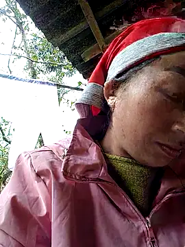 lucybaby00 online show from November 2025 05:52:02 AM