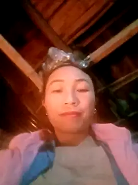 lucybaby00 online show from December 2025 01:15:01 PM