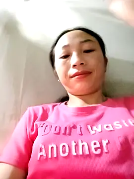 lucybaby00 online show from November 2025 10:24:01 PM