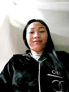 lucybaby00 online show from February 2026 10:49:01 PM