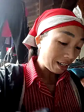 lucybaby00 online show from October 2025 03:06:02 AM