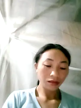 Snapshot of lucybaby00 chatting on October 2025 09:15:02 PM lucybaby00 online show from October 2025 09:15:02 PM