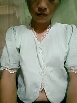 lucybaby00 online show from July 2026 10:23:01 PM