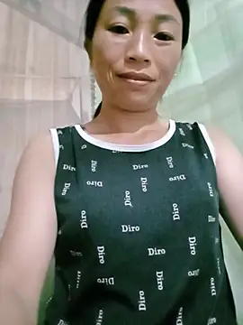 lucybaby00 online show from June 2026 09:48:01 PM