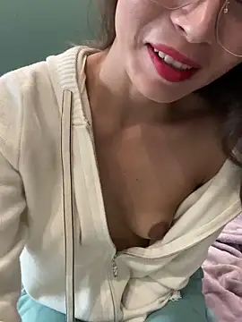 Snapshot of muxin_love chatting on December 2025 08:09:02 AM muxin love online show from December 2025 08:09:02 AM