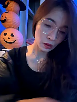 Snapshot of muxin_love chatting on December 2025 11:00:02 AM muxin love online show from December 2025 11:00:02 AM