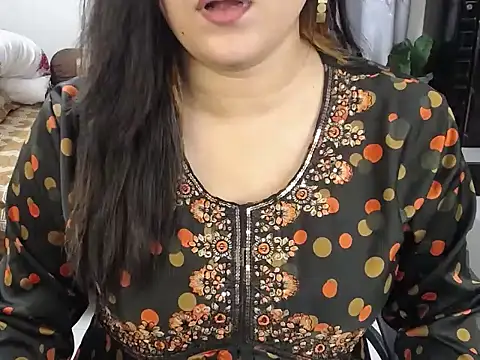 Snapshot of Ridiha_Pari chatting on November 2025 10:27:02 AM Ridiha Pari online show from November 2025 10:27:02 AM