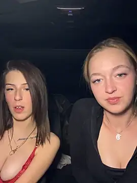 emilypeperoni online show from March 2026 06:15:02 PM