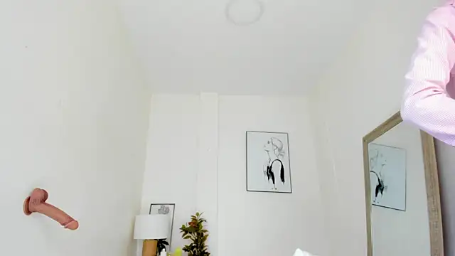 emy barnert online show from November 2025 12:27:02 PM