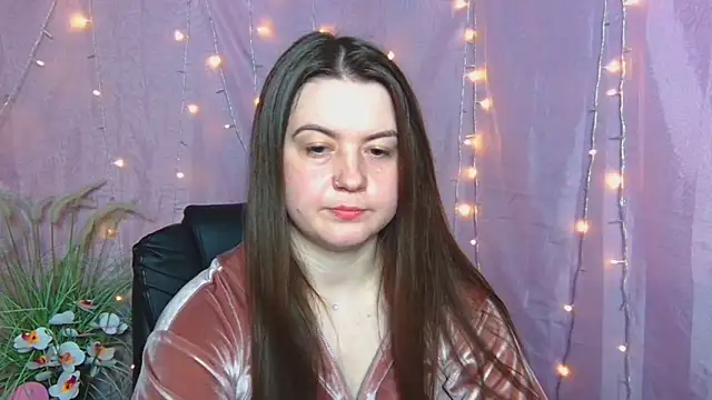 MavkaCute online show from April 2026 06:21:01 PM