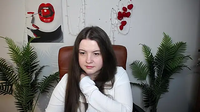 MavkaCute online show from May 2026 06:19:02 PM
