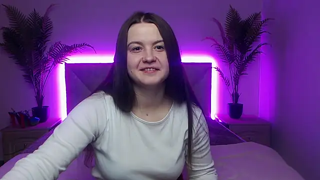 Snapshot of MavkaCute chatting on December 2025 07:13:01 PM MavkaCute online show from December 2025 07:13:01 PM