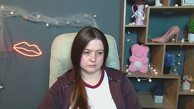 Snapshot of MavkaCute chatting on September 2025 06:18:02 PM MavkaCute online show from September 2025 06:18:02 PM