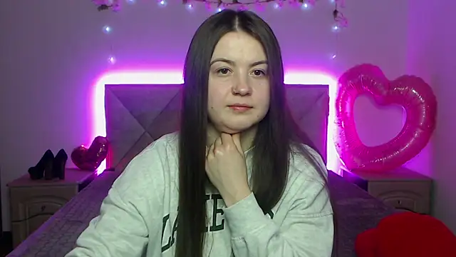 MavkaCute online show from February 2026 07:13:01 PM