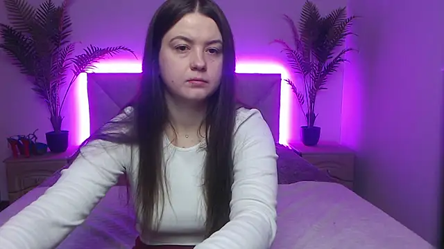 Snapshot of MavkaCute chatting on November 2025 07:14:02 PM MavkaCute online show from November 2025 07:14:02 PM