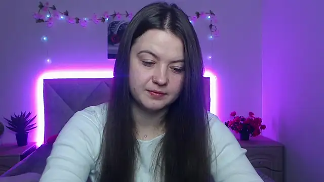 MavkaCute online show from April 2026 06:21:02 PM