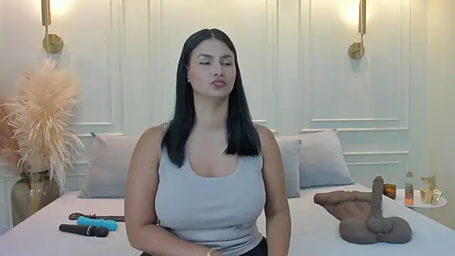 Snapshot of gabysanta_ chatting on May 2026 02:15:01 PM gabysanta online show from May 2026 02:15:01 PM
