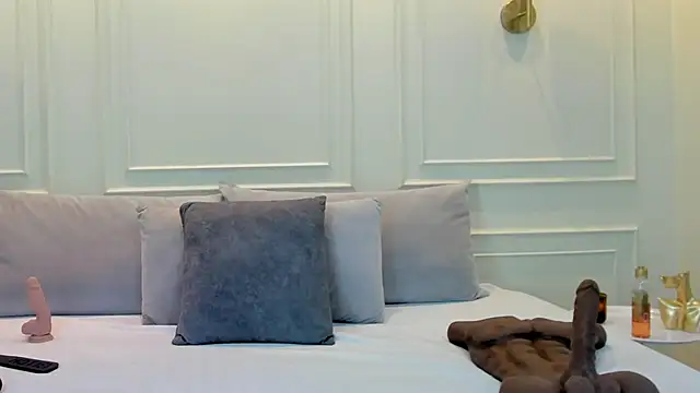 Snapshot of gabysanta_ chatting on May 2026 01:48:02 PM gabysanta online show from May 2026 01:48:02 PM