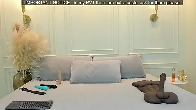 Snapshot of gabysanta_ chatting on May 2026 01:51:01 PM gabysanta online show from May 2026 01:51:01 PM