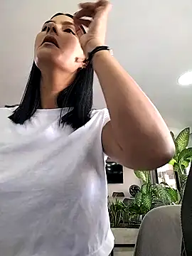 Snapshot of gabysanta_ chatting on November 2025 01:39:02 PM gabysanta online show from November 2025 01:39:02 PM